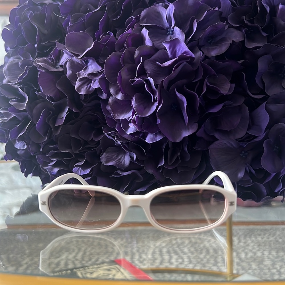 CHANEL Slim Sunglasses‎ w/swarovski Stone at the Frame Original Lens w/hardcase - Picture 7 of 13